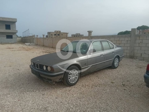 BMW dans Saïda - BMW موديل ٩٢