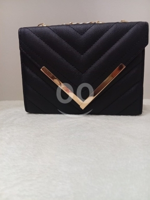 Clothes, Footwear & Accessories in Baabda - Elegant Quilted Black Crossbody Bag with Gold V-Detail - High Quality Special Offer: 2 for $25!