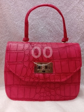 Clothes, Footwear & Accessories in Baabda - Chic Croco-Pattern & Quilted Handbags - Premium Quality Special Offer: 2 for $25! Order Now