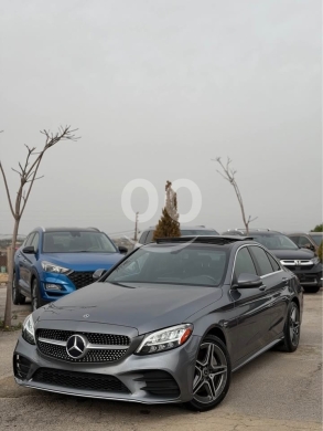 Mercedes-Benz dans Nabatyeh - C300 2019