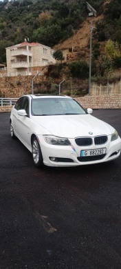 BMW in Beit El Din - بي إم دبليو 328 موديل 2011 نظيفة جداً بتصميم رياضي متميز | Clean BMW 328 2011 Sporty Luxury Sedan