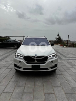 BMW dans Deir Qoubel - BMW X5 2017