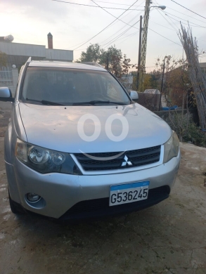 Mitsubishi in Zgharta - ميتسوبيشي أوتلاندر موديل 2008 بحالة جيدة واعتمادية | 2008 Mitsubishi Outlander - Reliable Family SUV