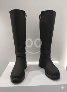 بوت شتوي طويل (جورب) بكعب قصير وتصميم مخملي فاخر | Elegant High-Leg Velvet Sock Boots wit… — 2