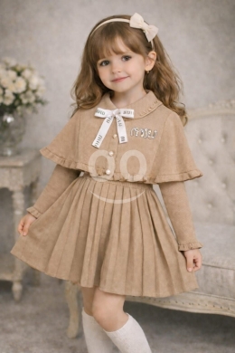 Clothes, Footwear & Accessories in Tripoli - فستان بناتي راقٍ بتصميم كاب ولون بيج كلاسيكي | Elegant Beige Girls&#039; Dress with Stylish Cape Design