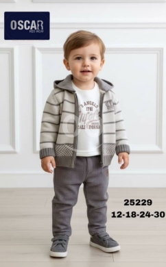 Clothes, Footwear & Accessories in Tripoli - طقم ملابس ولادي أنيق من أوسكار كيدز - قطعتين محبوكة | Stylish Oscar Kids Boys&rsquo; 2-Piece Knit Outfit S