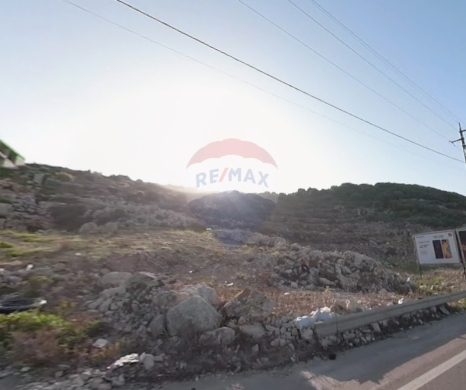 Lands for sale in Jezzine - R9-3135 Land for Sale in Rihani Village - Jezzine District, Mount Lebanon أرض للبيع في قرية الريحانية جبل لبنان
