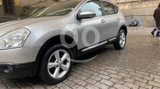 Nissan dans Beyrouth - Nissan Qashqai 2008