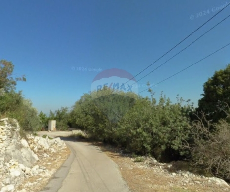 Lands for sale in Jezzine - R9-3137 Land for Sale in Monsif - Jezzine District, Mount Lebanon أرض للبيع في المنصف جبل لبنان متر8,867