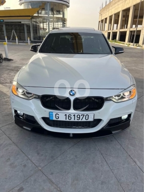 BMW dans Saïda - BMW F30 2012
