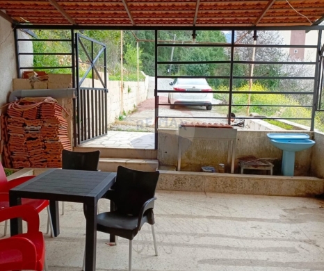 Apartments for sale dans Kfour - R9-3146 Ground Floor Apartment for Sale in Kfour - Keserwan شقة للبيع في كفور كسروان