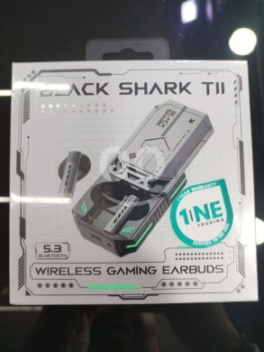 Mobile accessories in Choueifat - Black shark T 11 30 hours.. Rokas 3 24 hours...