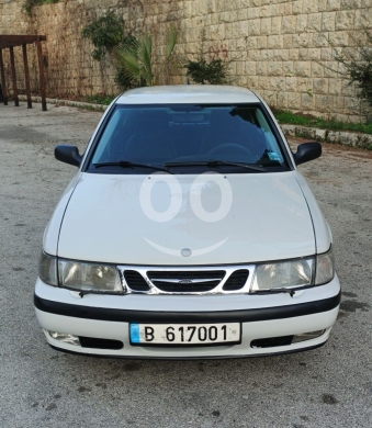 ساب 9-3 موديل 2001 توربو فل أوبشن بحالة نظيفة جداً | 2001 Saab 9-3 2.0S Turbo - Full Opti… — 2