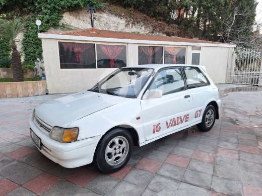 Toyota in Beirut City - Toyota starlet 1992