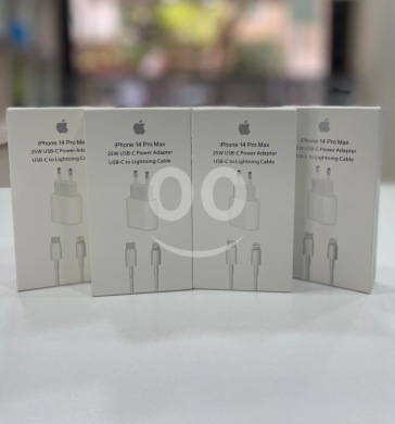 Mobile accessories dans Tripoli - Apple iPhone 14 Pro Max 25W USB-C Fast Charging Power Adapter & USB-C to Lightning Cable Set