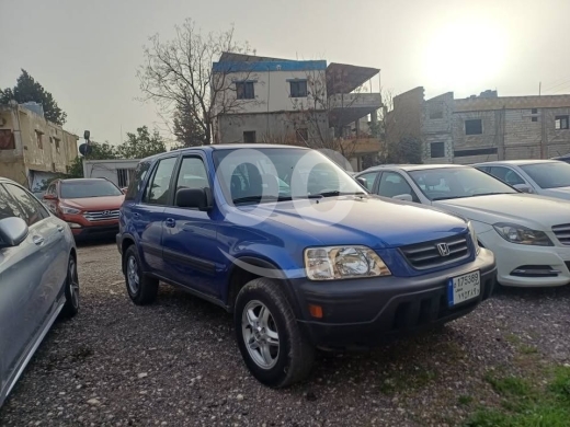 Honda in Tal Abbas - Crv موديل ٢٠٠٠