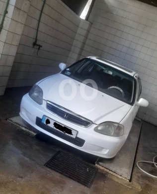 Honda in Beirut City - Honda civic 1999