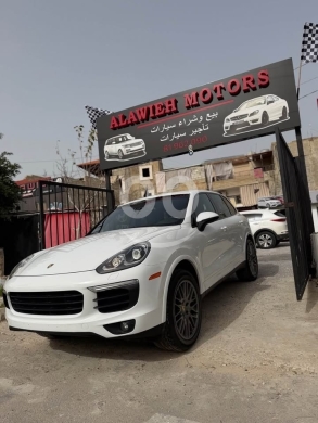 Porsche in Sour - Porsche Cayenne 2017