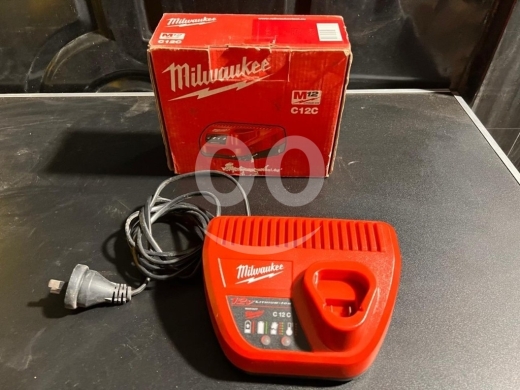 DIY Tools & Materials in Abdeh - Milwaukee M12 C12C Lithium-Ion Battery Charger - 12V High-Performance Charging Station