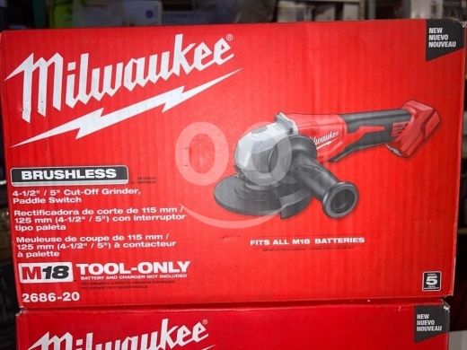 DIY Tools & Materials in Abdeh - Milwaukee M18 Brushless Cordless 4-1/2" / 5" Cut-Off Grinder - High-Performance Paddle Switch Tool