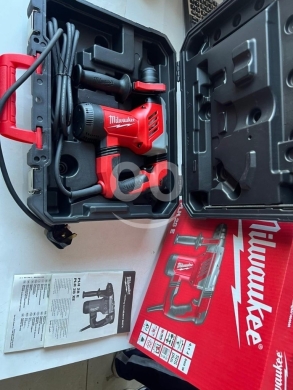 DIY Tools & Materials in Abdeh - Milwaukee PLH 28 E High-Performance SDS-Plus Rotary Hammer - 800W Professional Power