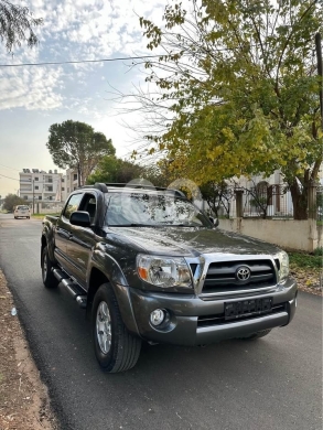 Toyota in Beirut City - Tacoma 2010