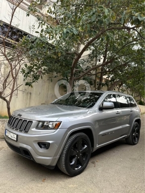 Jeep in Baabda - Grand Cherokee 2015