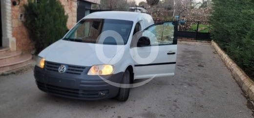 فولكس فاجن في مدينة بيروت - Caddy 2005