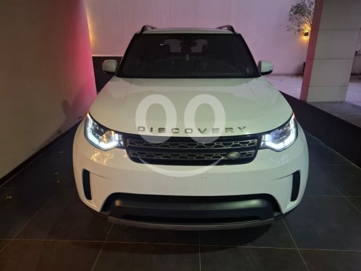 Rover in Hazmieh - لاند روفر ديسكفري ٢٠١٧ كارفاكس نظيف صبغ وكالة بالكامل | 2017 Land Rover Discovery Clean Carfax