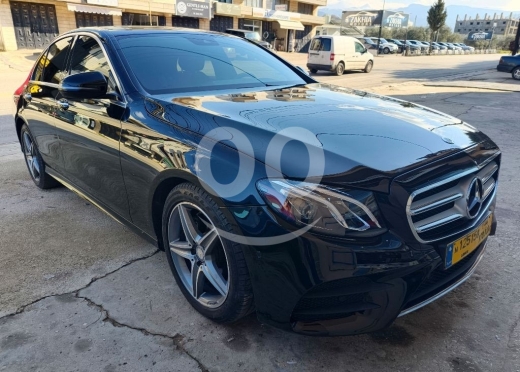 Mercedes-Benz in Bsarma - E300 2018 RWD 33500 MILE SUPER CLEAN