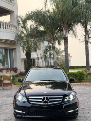 Mercedes-Benz in Sarafande - Mercedes Benz C300 Model 2014