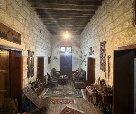 Apartments for sale in Kousba - R9-3195 Old House for Sale in Kousba - Koura بيت قديم للبيع في كوسبا الكورة (120 m², Stone Built, Renovated)