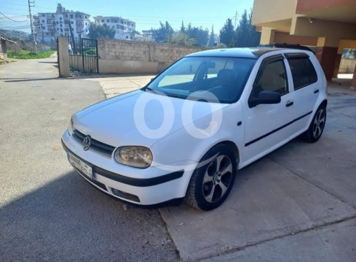 Volkswagen in Zahleh - Golf model 2001
