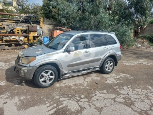 Toyota dans Beyrouth - Rav4 2001