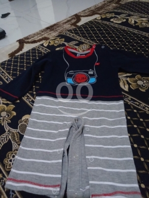 Produits pour bébés et enfants dans Nabatyeh - أفرول (باربوتيز) ولادي قطني ناعم عمر 9 شهور | Baby Boy Cotton Onesie 9 Months