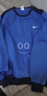 Vêtements, chaussures et accessoires dans Nabatyeh - كنزة نايك زرقاء مريحة مقاس L | Men&#039;s Nike Royal Blue Sweatshirt Size Large