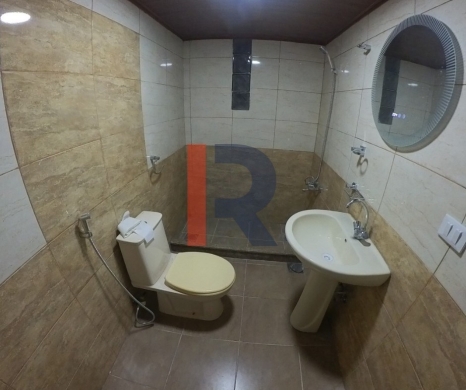 R9-3200 Apartment for Sale in Abou Samra – Shiraa Street — 6