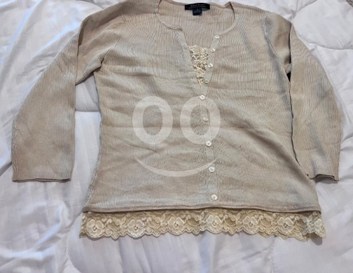 Vêtements, chaussures et accessoires dans Nabatyeh - قطع مميزة بسعر العرض: "نص دولار" للقطعة | Special Clearance: $0.50 per Piece