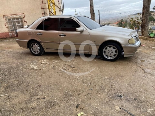 Mercedes-Benz in Baalback - C 230 model 99