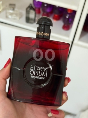 Health & Beauty in Tripoli - عطر بلاك أوبيوم إيف سان لوران، جاذبية غامضة بنفحات القهوة | Black Opium Yves Saint Laurent
