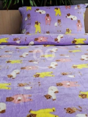 Bedroom in Beirut City - طقم ملاحف شتوي مفرد ونص ولادي ٣ قطع موهير | Kids&#039; Winter 3-Piece Single Mohair Bedding Set