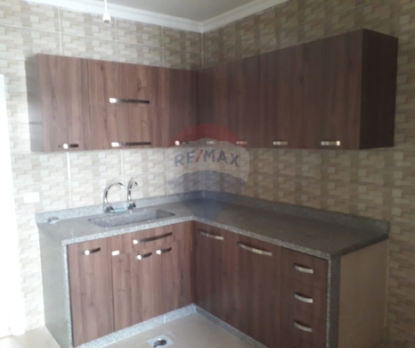 شقق للبيع في Btouratij - R9-3202 Apartment for Sale in Btouratij - Koura شقة للبيع في بتوراتيج الكورة