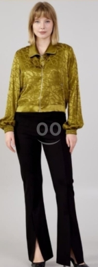 Clothes, Footwear & Accessories in Daria - سترة بلازر ساتان أنيقة بمقاسات متنوعة | Elegant Satin Blazer Jacket for Women