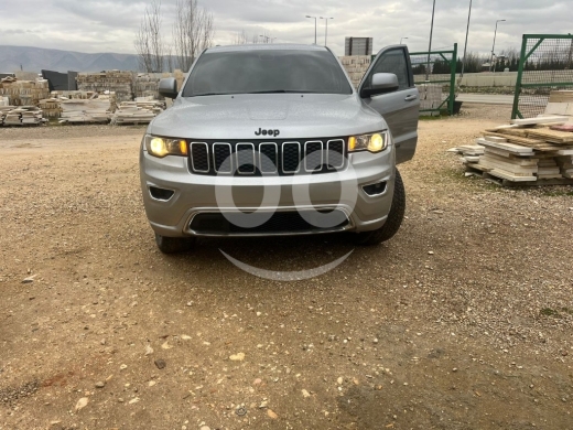 Jeep in Taanayel - جيب جراند شيروكي 2017 Altitude أجنبي 6 سلندر | 2017 Jeep Grand Cherokee Altitude V6 Foreign Import