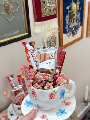 أطقم هدايا ماغ أنيقة مع مكياج وشوكولاتة | Elegant Gift Mug Sets with Makeup & Chocolate — 8