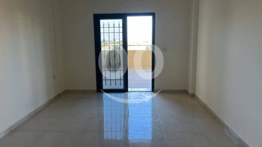 Apartments for sale in Deir Ammar - شقة واسعة للبيع في دير عمار (200م²) مع تراس كبير وسند أخضر | $60,000