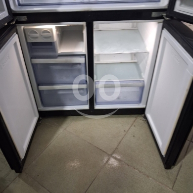 براد بيكو انفرتر أسود شبه جديد مع كفالة سنة | Black Beko Inverter Refrigerator Like New — 4