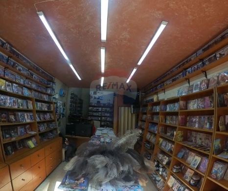 Commercials for sale dans Mar Maroun - R9-3210 Shop for Sale in Marmaroun - Tripoli محل للبيع في مارمارون طرابلس (50 m², 3 Floors)