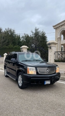 Cadillac in Achkout - Cadillac escalade 2002