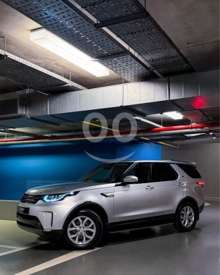 Land Rover in Beirut City - LAND ROVER Discovery Model 2017